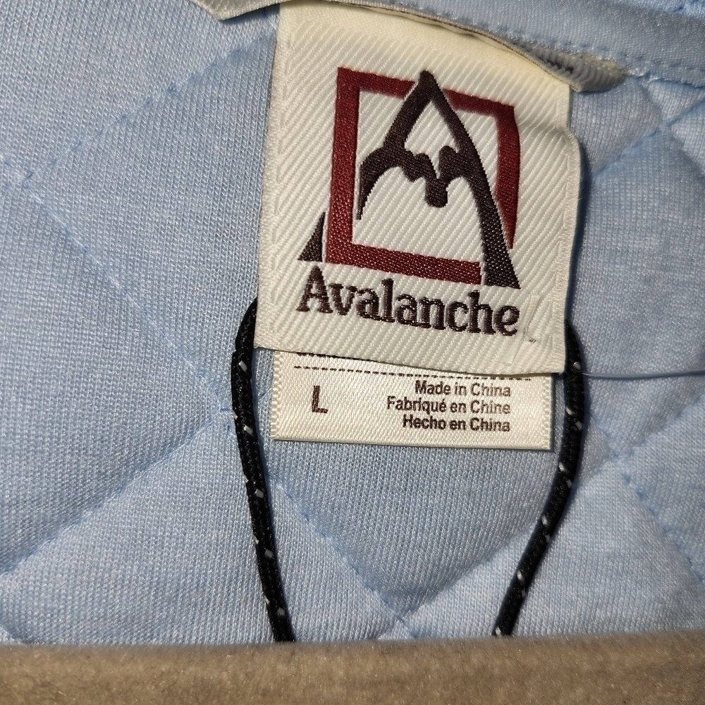 Nwt Avalanche Women's Light Blue Quilted Jacket — image 3 of 8